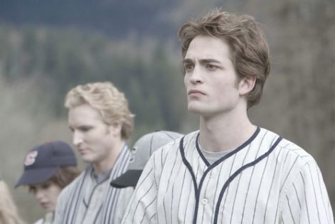 robert-pattinson-twilight-baseball.jpg